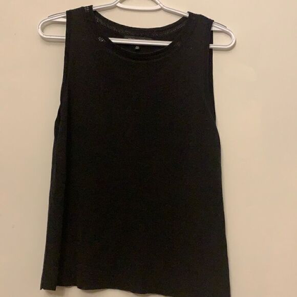 Jones New York collection black petite sleeveless sweater. Length 22” Size MP - Picture 1 of 5